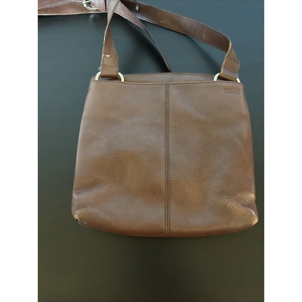Hobo International Crossbody Bag Womens Small Brown Leather Lining Zip Purse